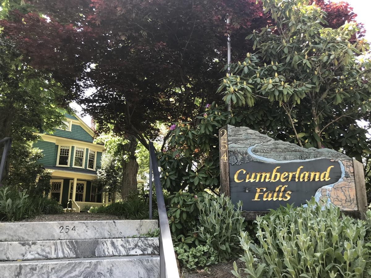 At Cumberland Falls Bed & Breakfast Bed & Breakfast 4*