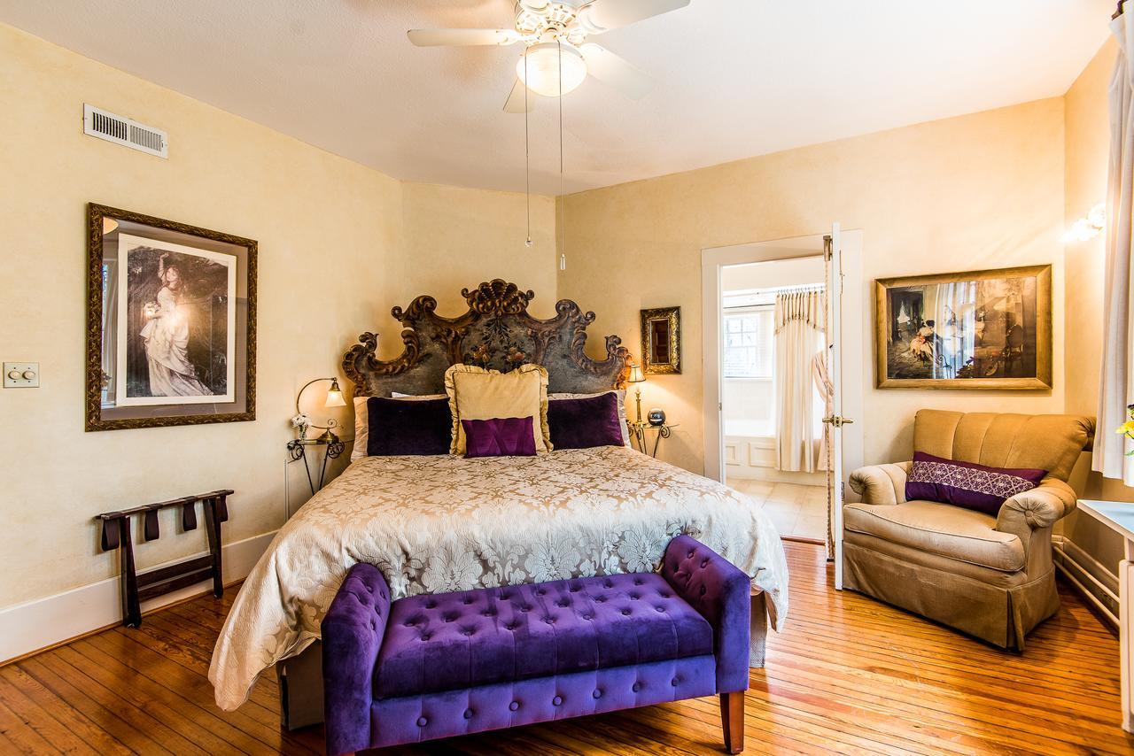 At Cumberland Falls Bed & Breakfast Bed & Breakfast