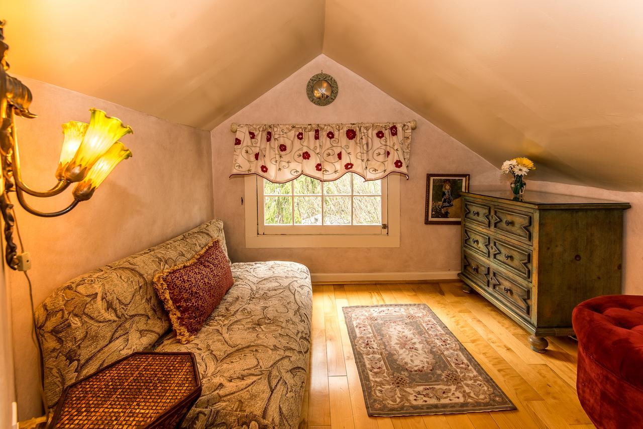 At Cumberland Falls Bed & Breakfast 4*