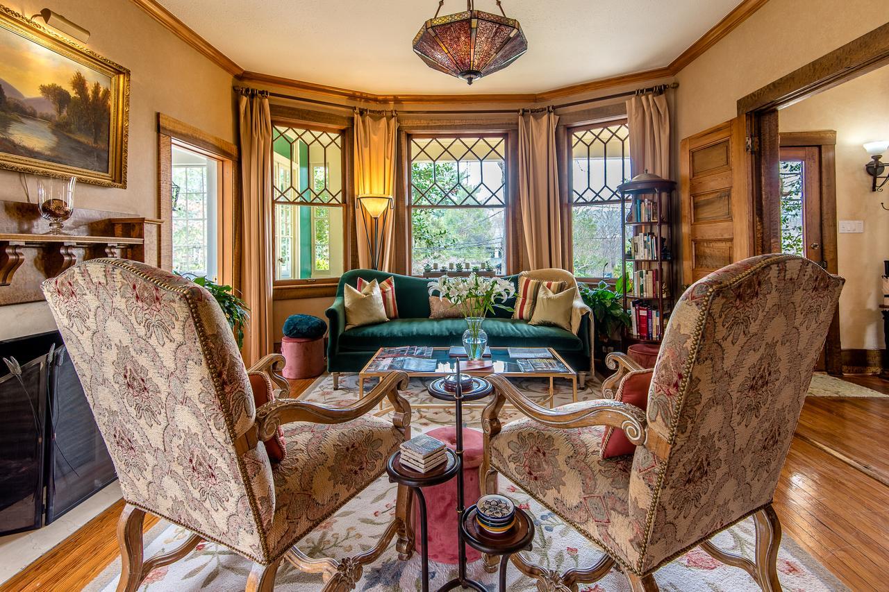 At Cumberland Falls Bed & Breakfast Bed & Breakfast
