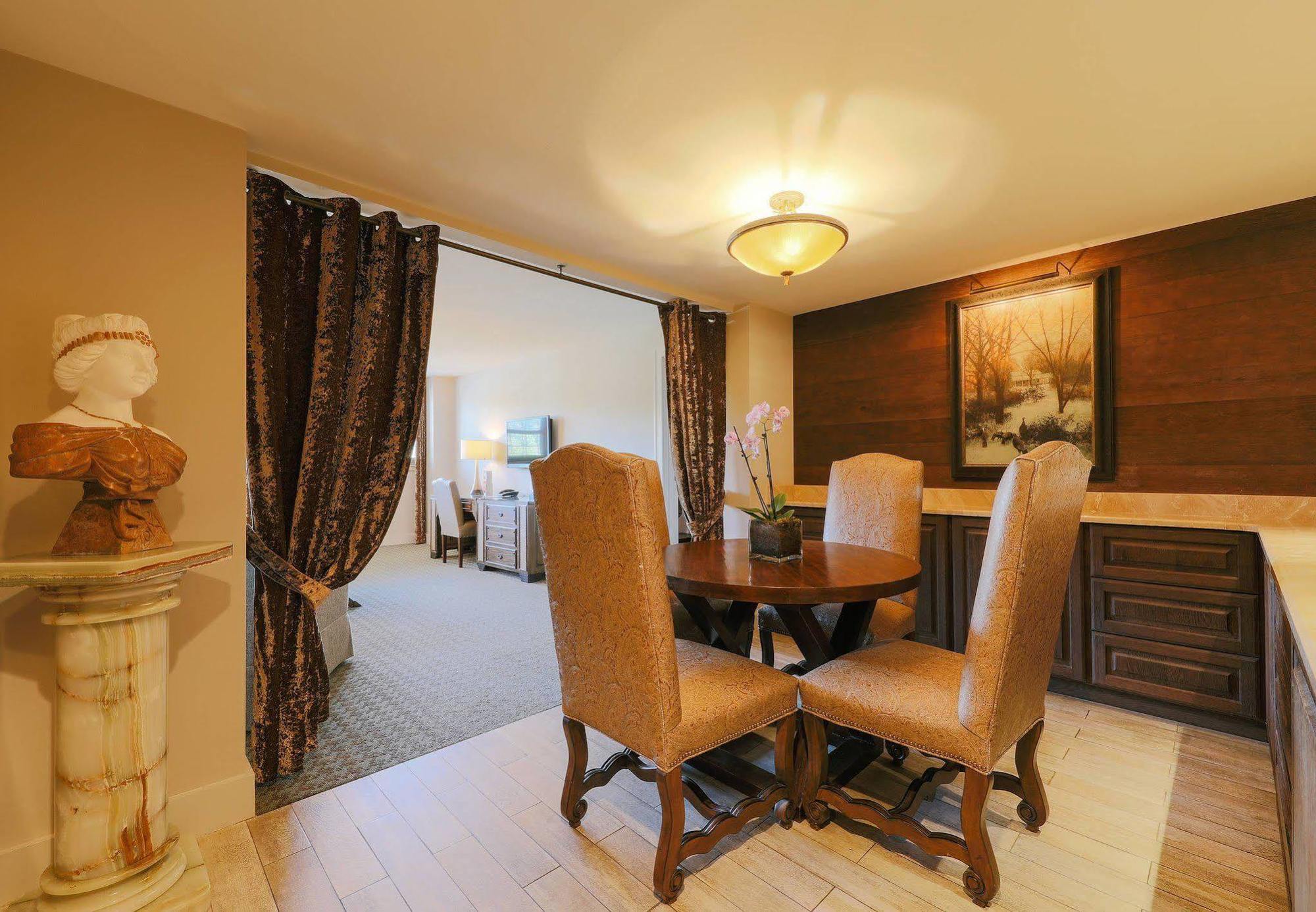 Grand Bohemian Asheville, Autograph Collection Hotel 4*