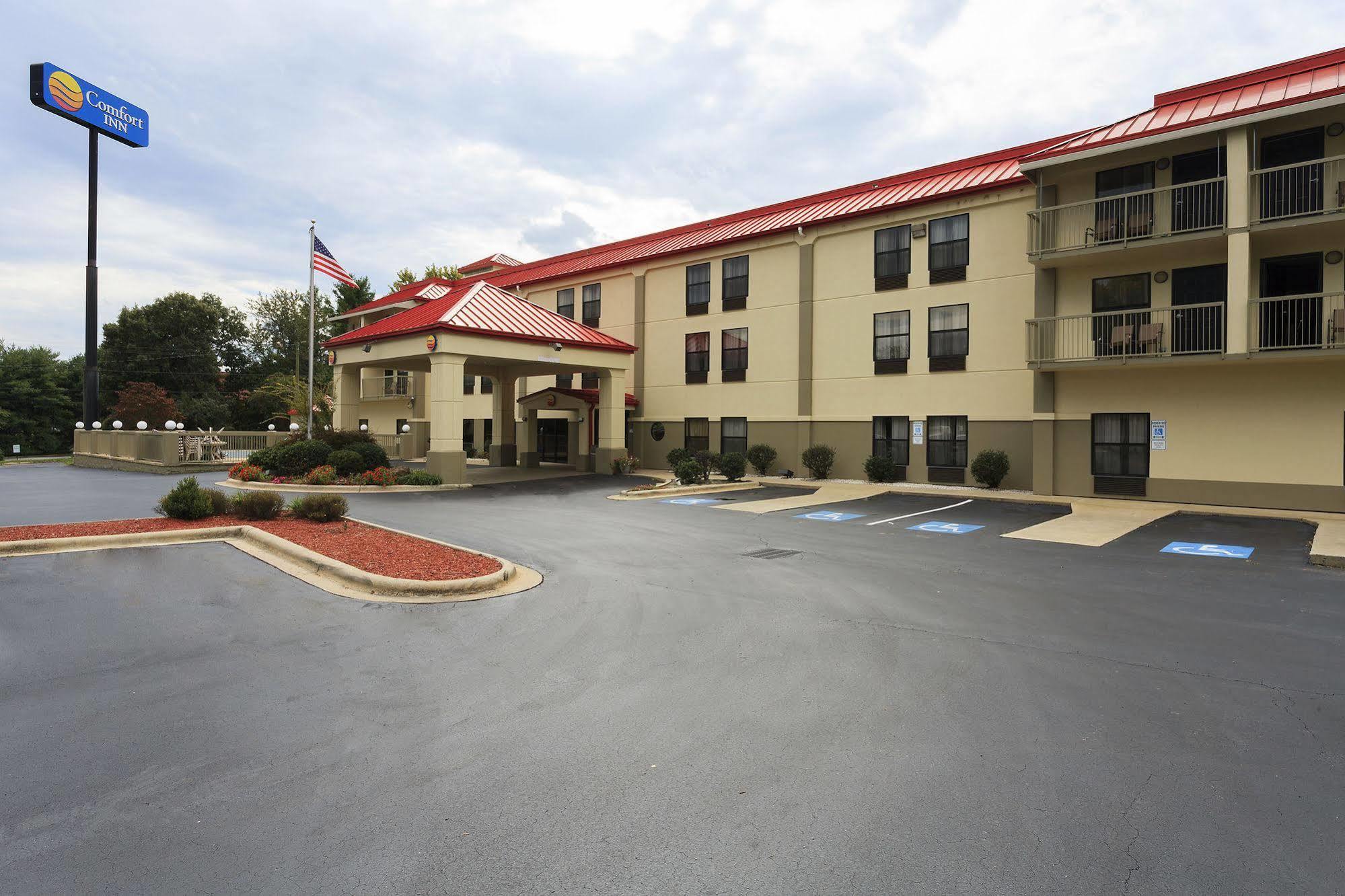 Comfort Biltmore West