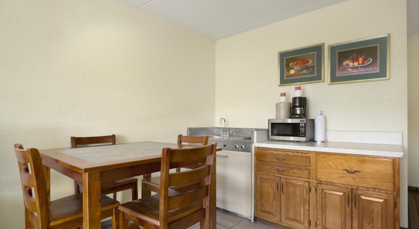 Ramada By Wyndham Southeast 2* Asheville