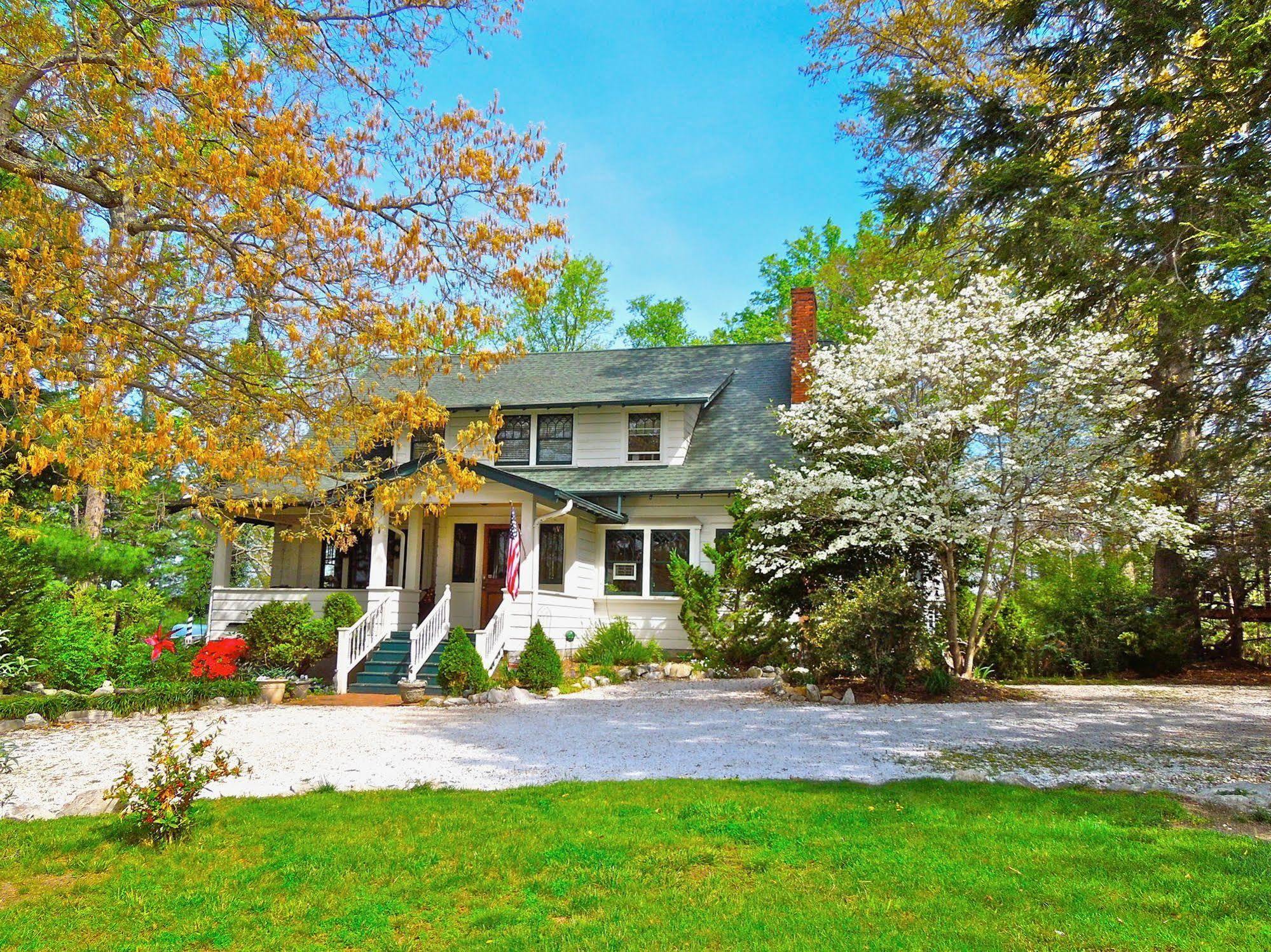 Oakland Bed & Breakfast Asheville