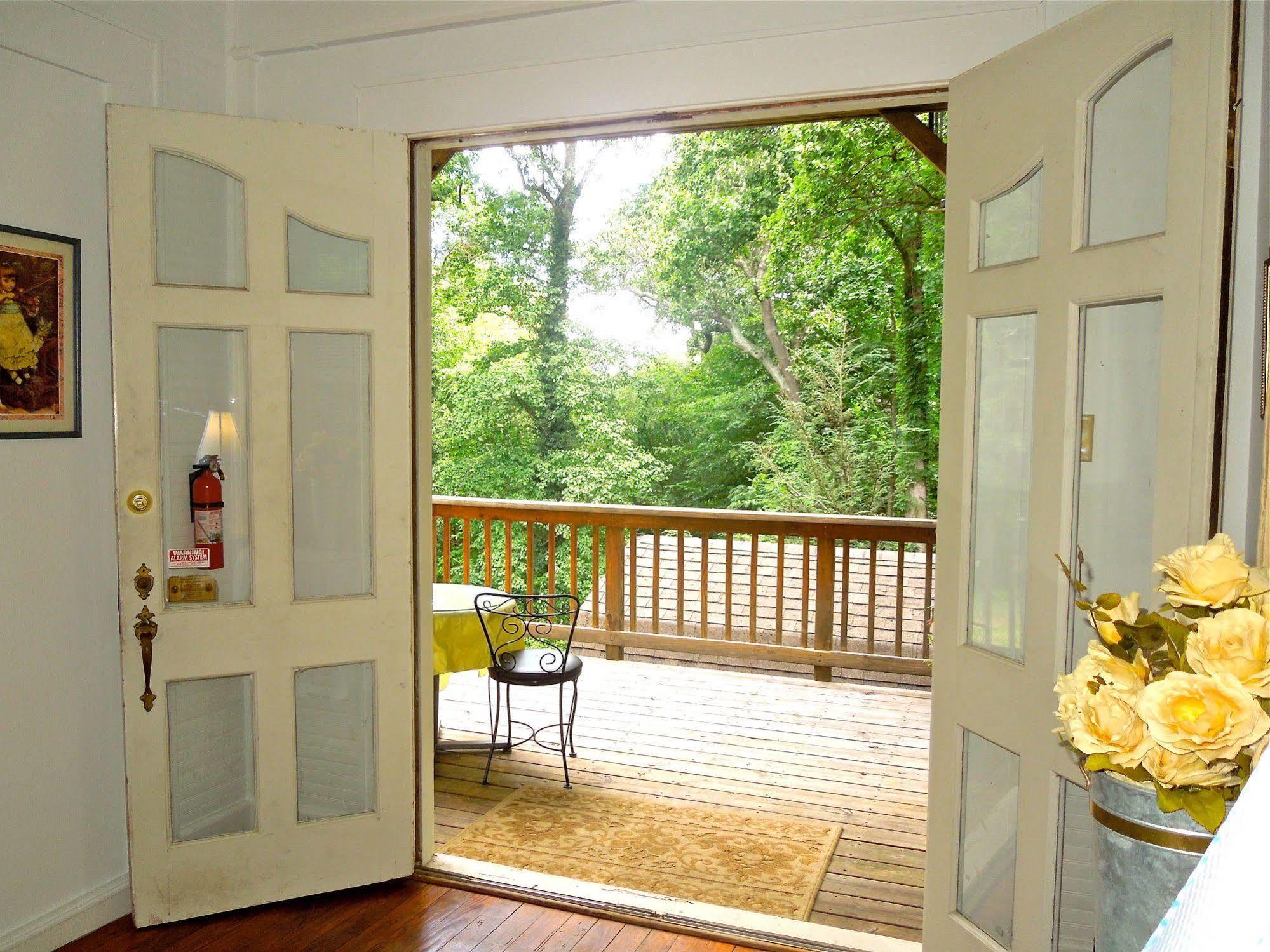 Oakland Bed & Breakfast Asheville