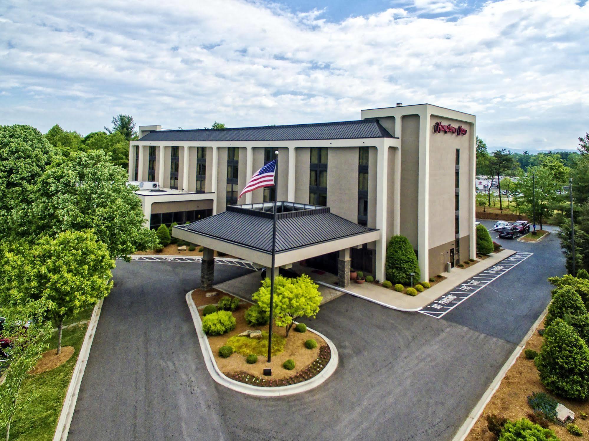 Hotel Hampton - Biltmore Area