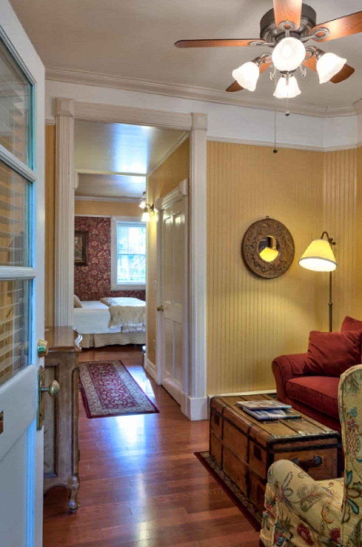 Cedar Crest Bed & Breakfast