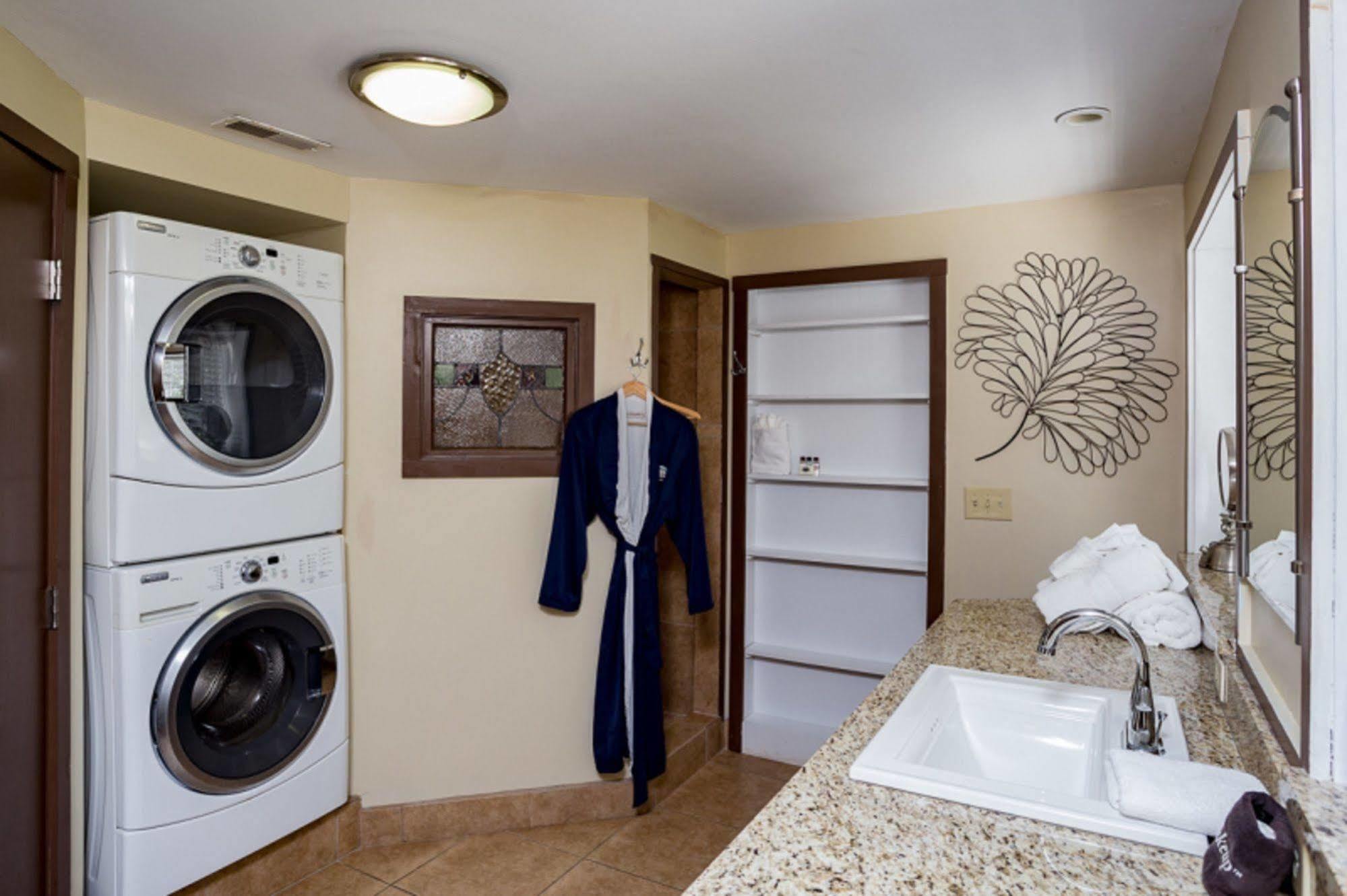 Cedar Crest Bed & Breakfast
