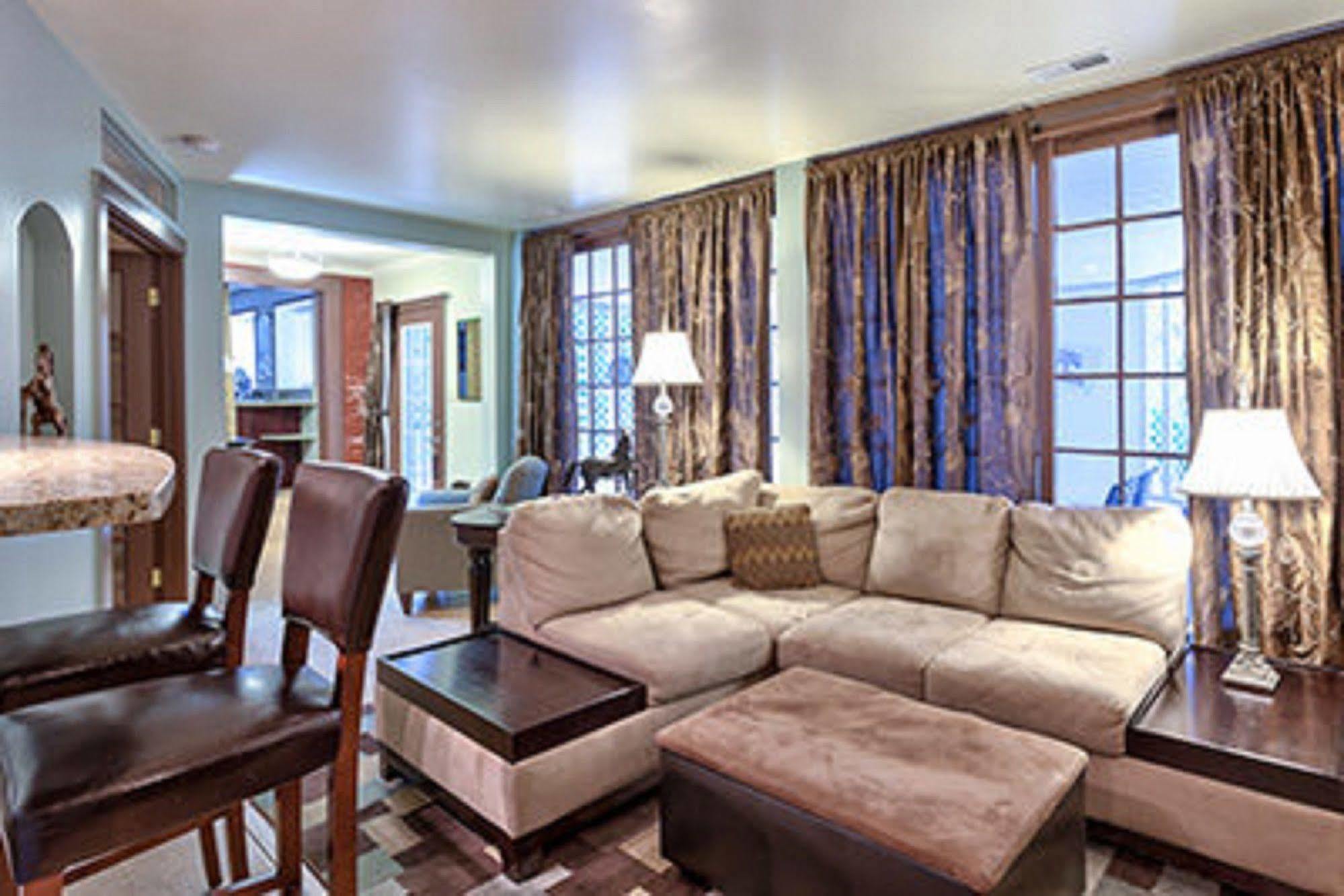 Bed & Breakfast Cedar Crest Asheville