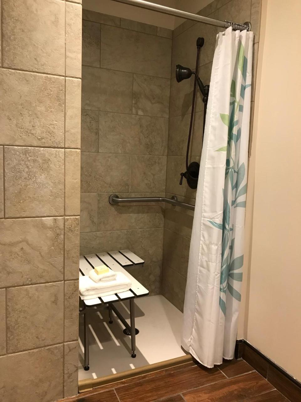 Village On Biltmore Estate Hotel 3*