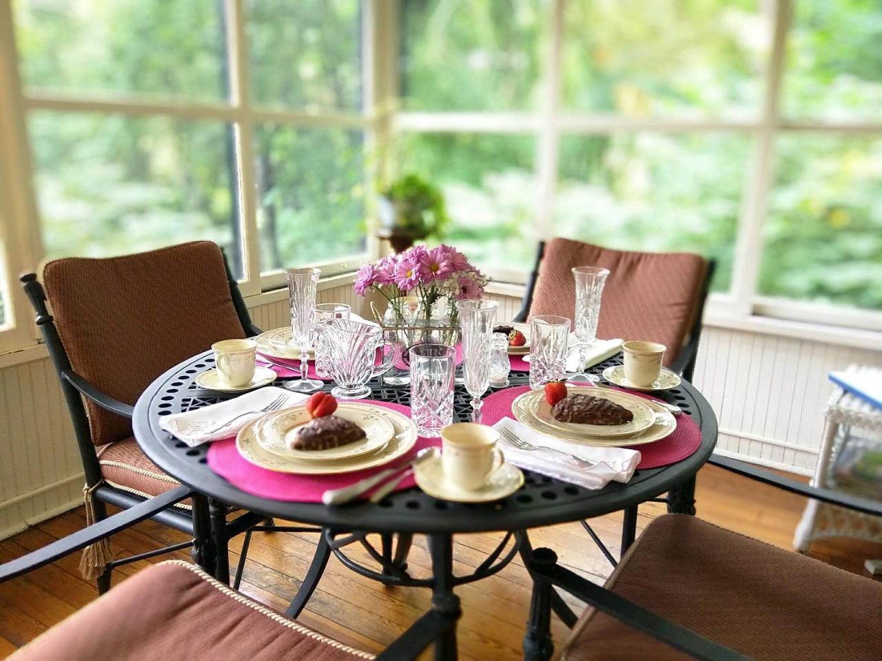 Bed & Breakfast Pinecrest Asheville