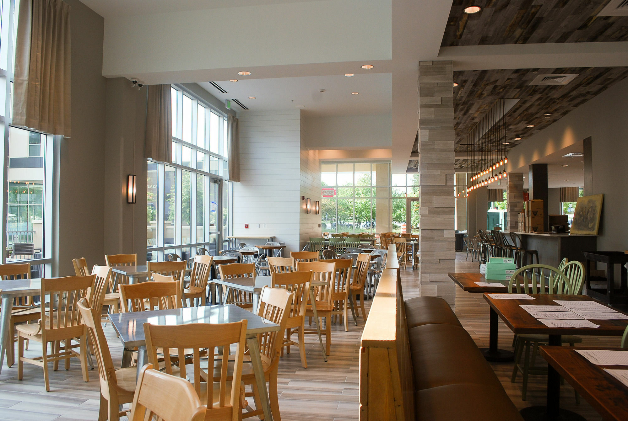 Hilton Garden Downtown 3*