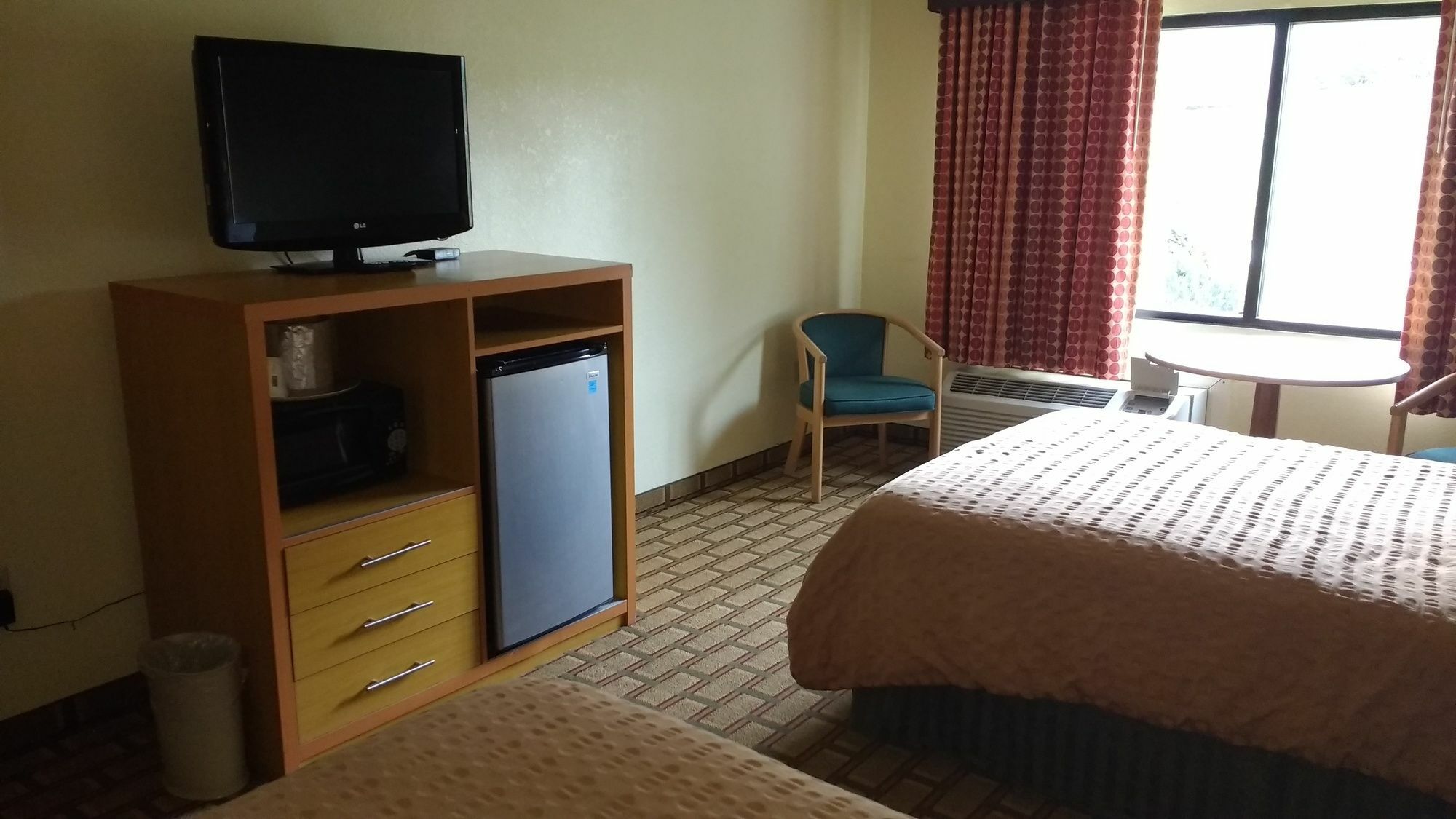 Ramada By Wyndham Southeast Asheville