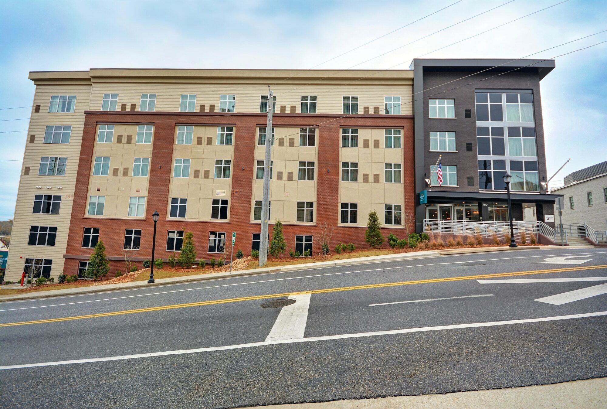 Hampton & Biltmore Area