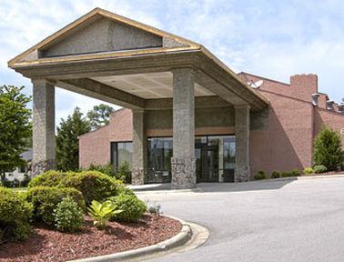 Hotel Ramada By Wyndham Southeast Asheville