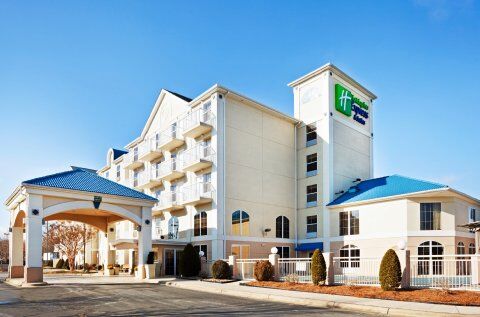 Holiday Express & Sw - Outlet Ctr Area By Ihg Hotel Asheville
