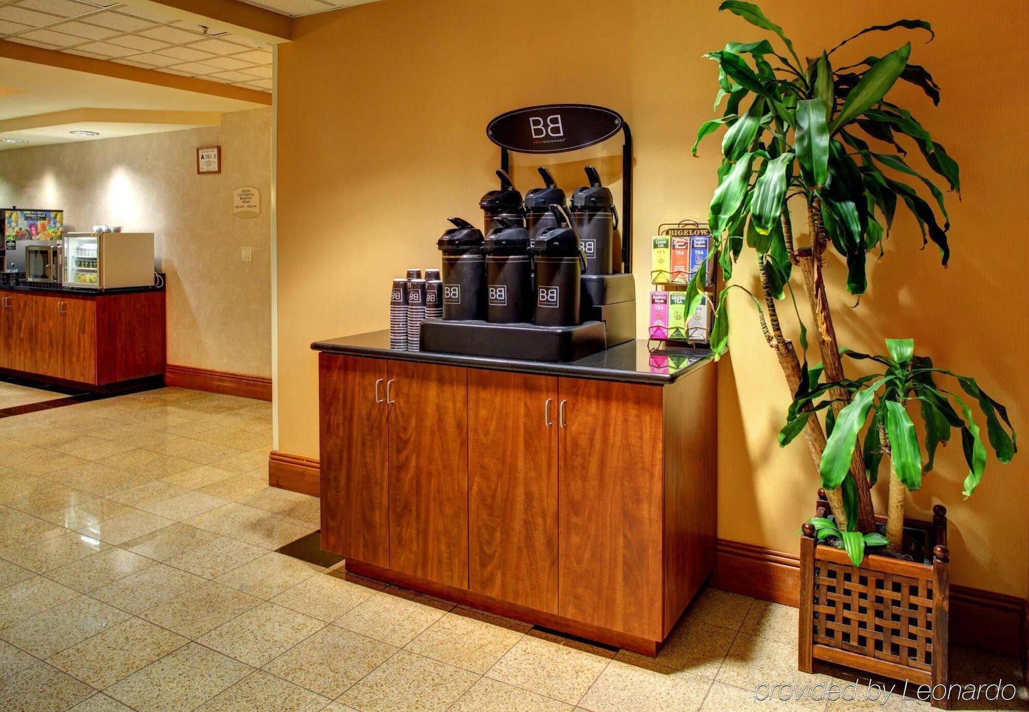 Hotel Fairfield By Marriott & Outlets Asheville