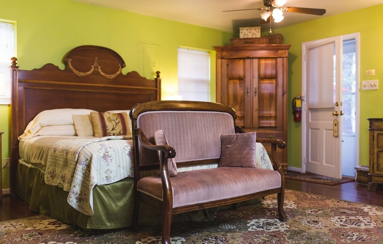 The Applewood Manor 4*