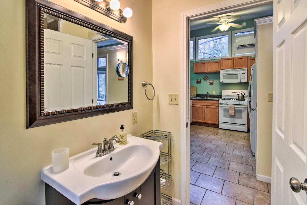 Appalachian Mountain Retreat 6 Mi To Asheville! Apartment *