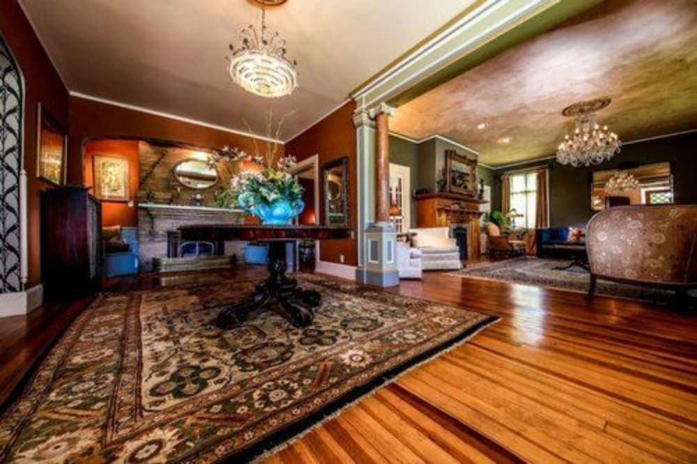 Black Walnut B&B Inn Asheville