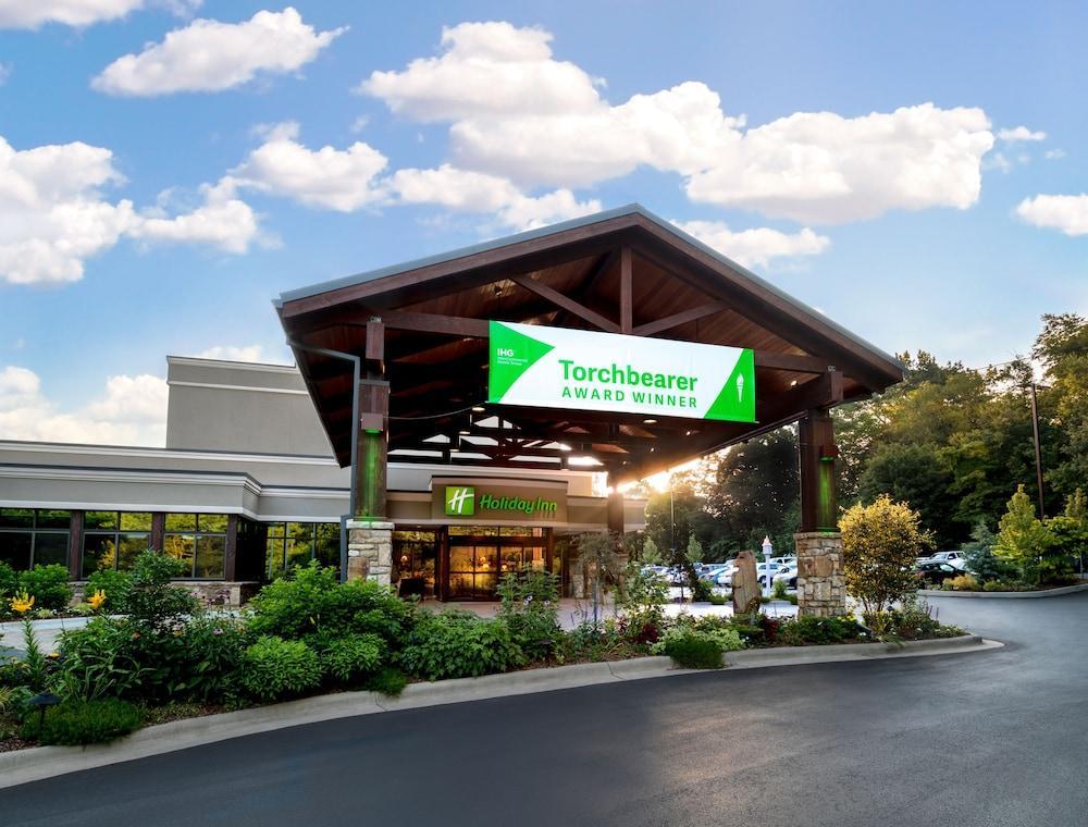 East-blue Ridge Pkwy By Ihg Hotel 3*