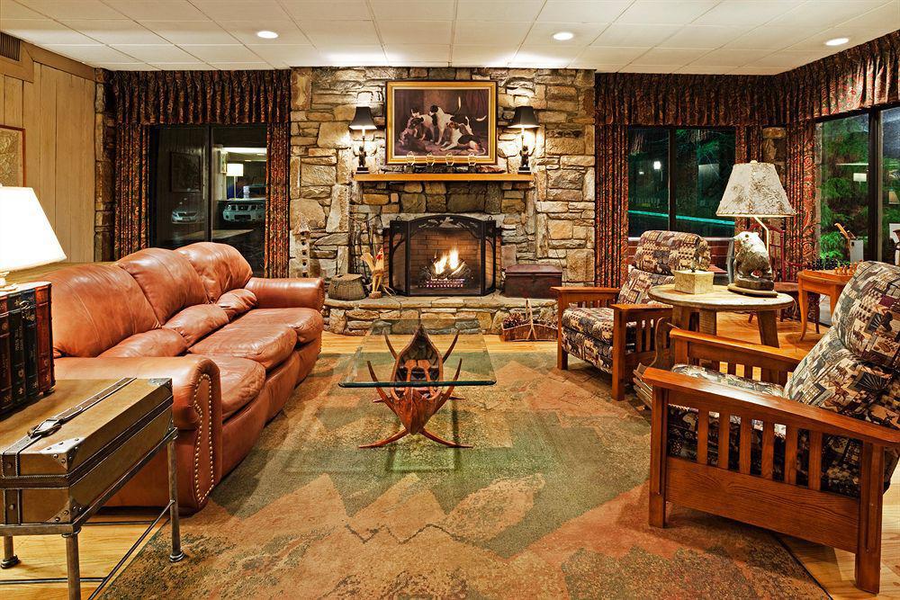 East-blue Ridge Pkwy By Ihg Asheville