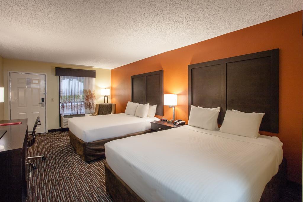 Inn Clarion Biltmore Village