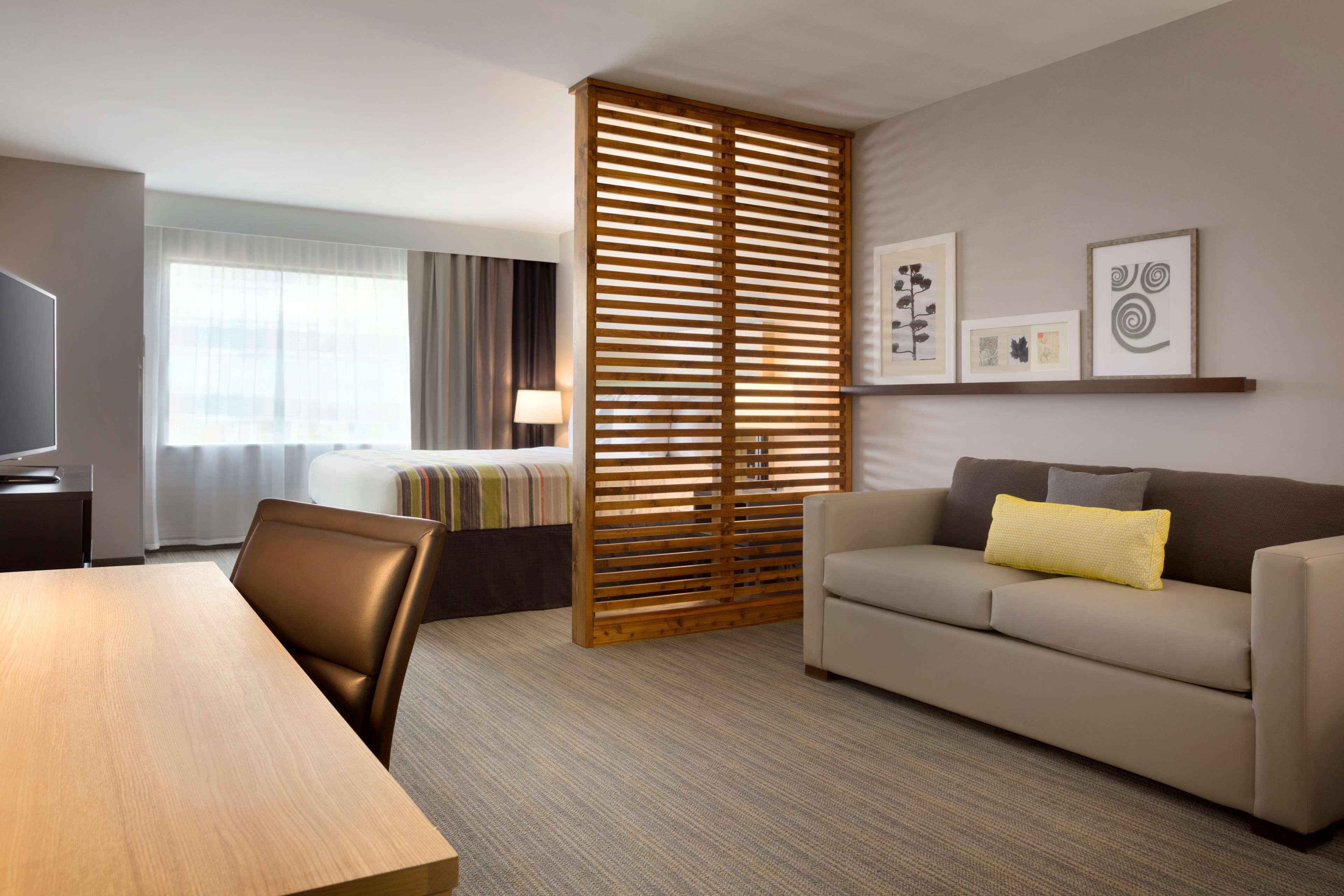 Hotel Country Inn & Suites By Radisson Asheville River Arts District