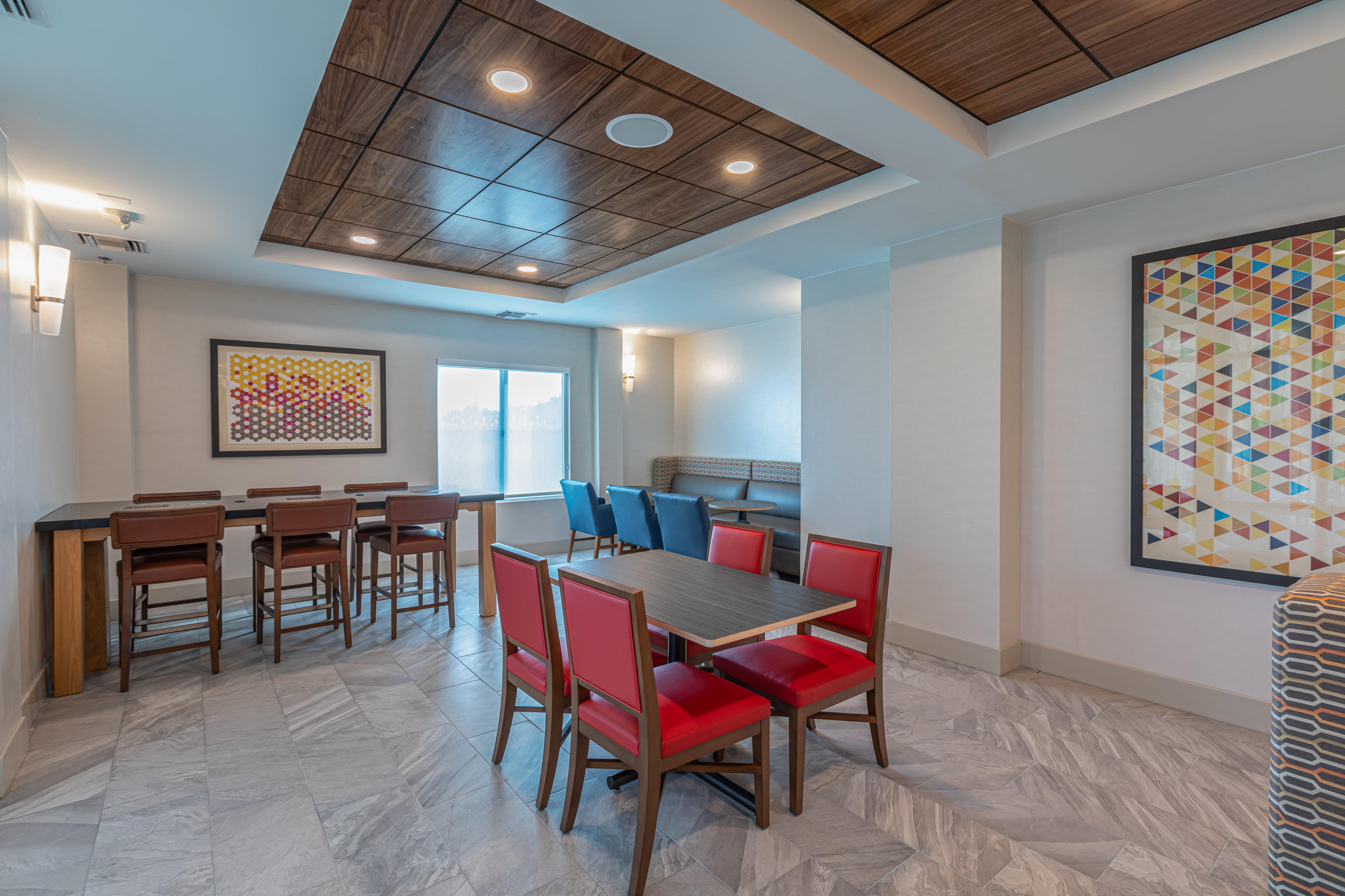 Express & Downtown By Ihg