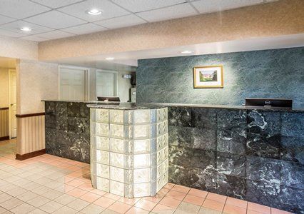Clarion Biltmore Village Inn
