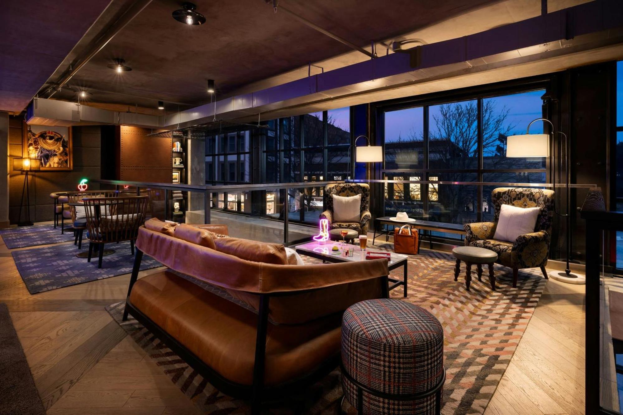 Moxy 2* Asheville
