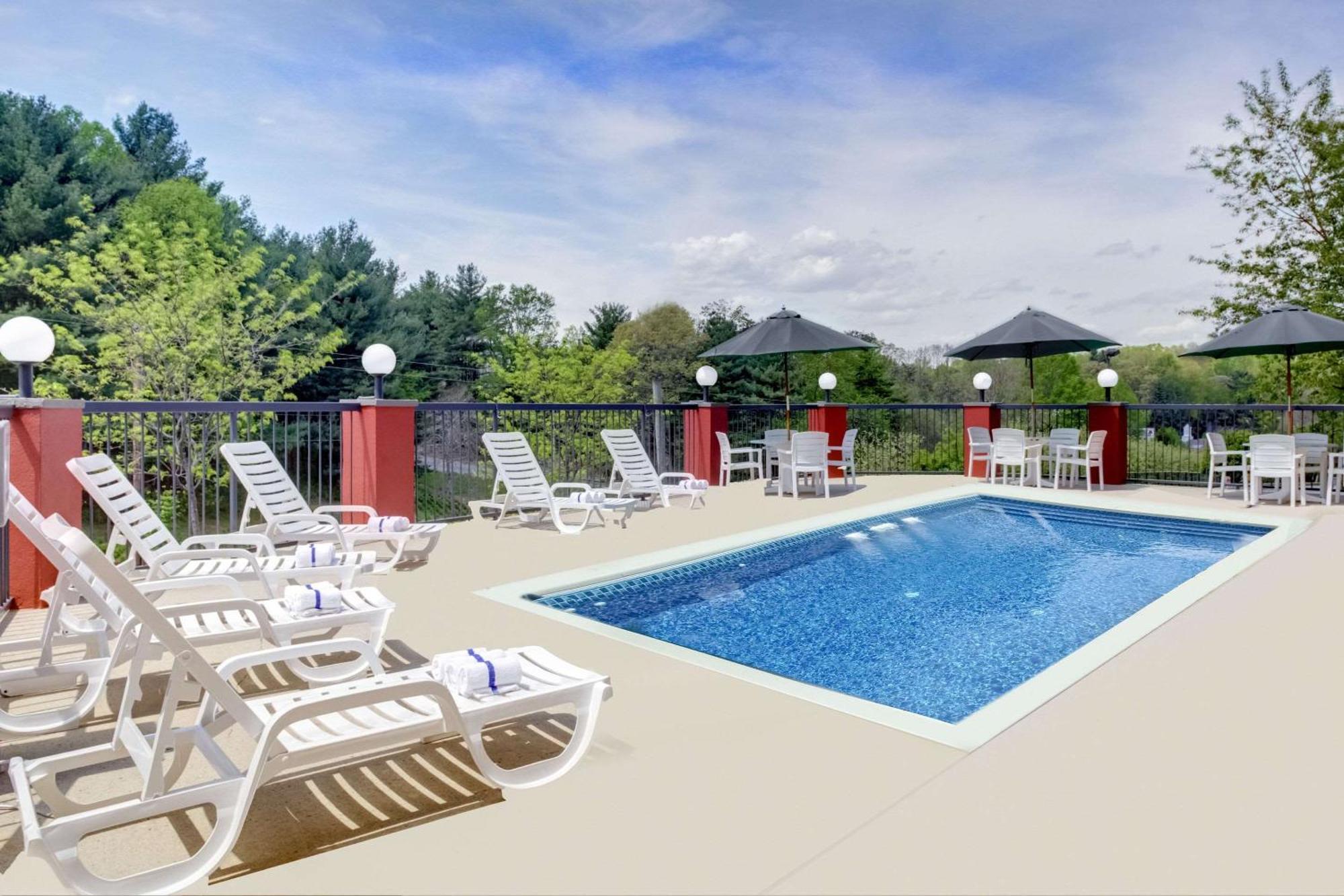 Clarion Biltmore Village Inn Asheville