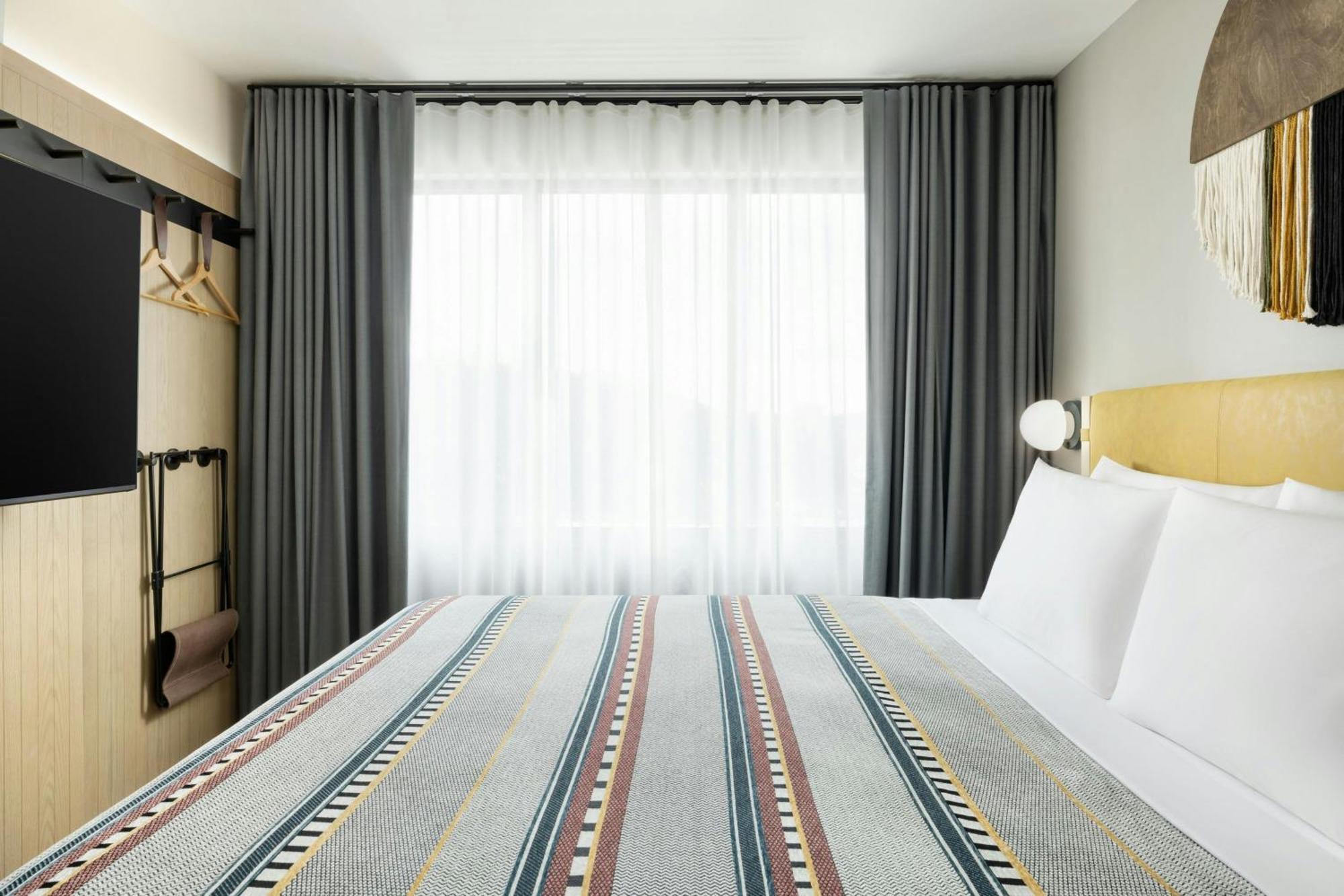 Hotel Moxy 2*