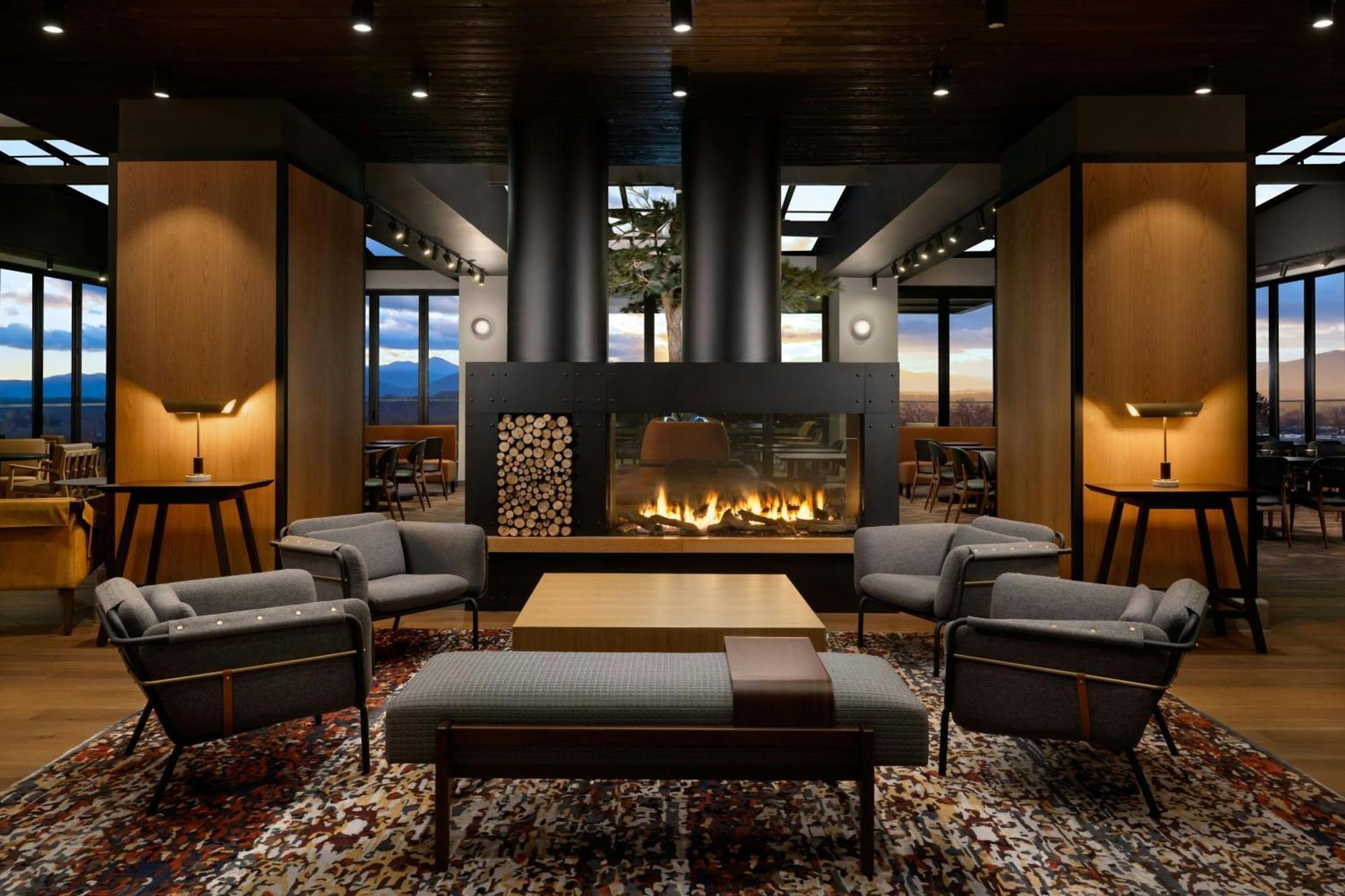Hotel Moxy 2*