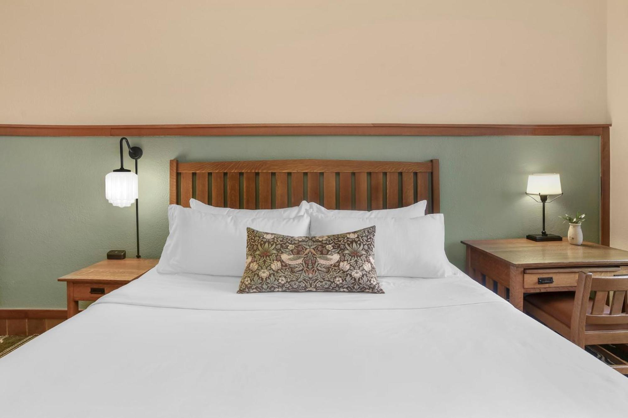 The Omni Grove Park & - Resort