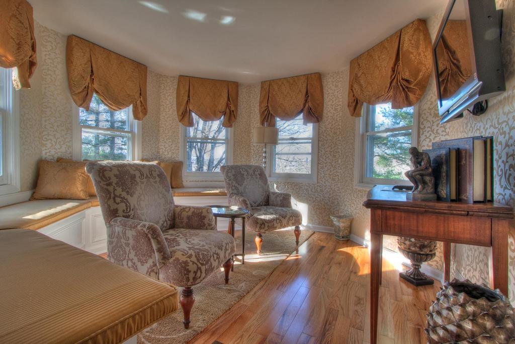 Bed & Breakfast Biltmore Village Inn B&B