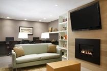 Hotel Country Inn & Suites By Radisson Asheville River Arts District 3*