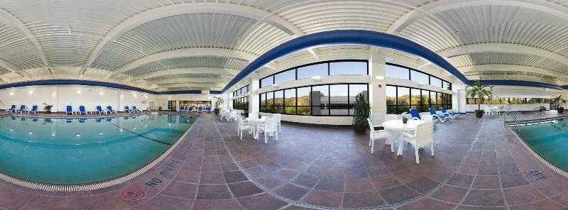 Renaissance Downtown Hotel