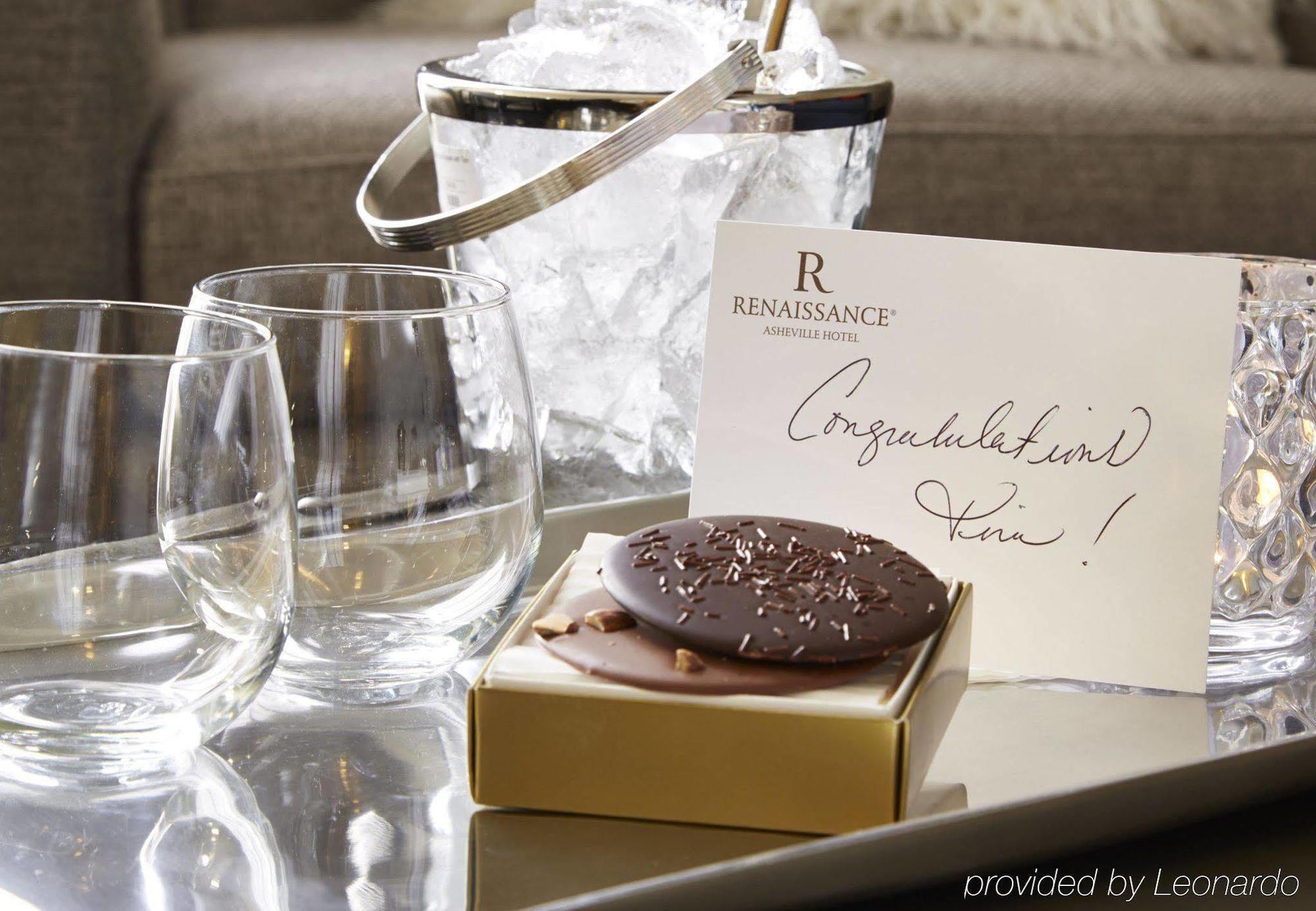Hotel Renaissance Downtown 3*