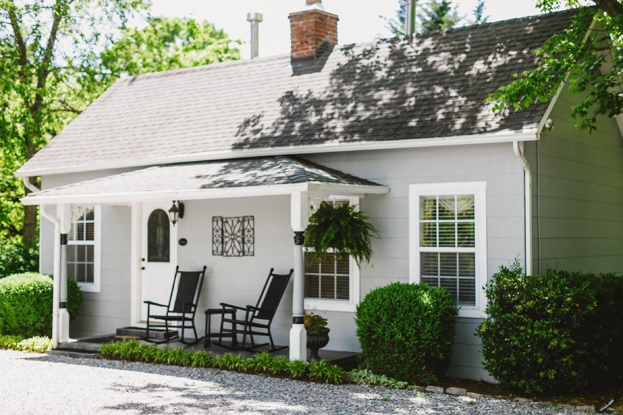 Biltmore Village Inn B&B Bed & Breakfast 4*