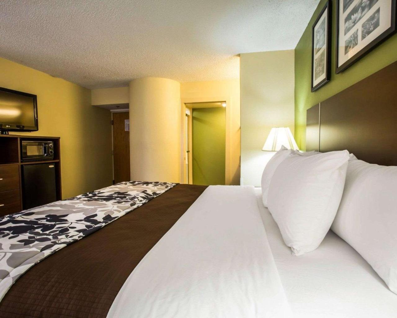 Sleep - Biltmore West Inn Asheville