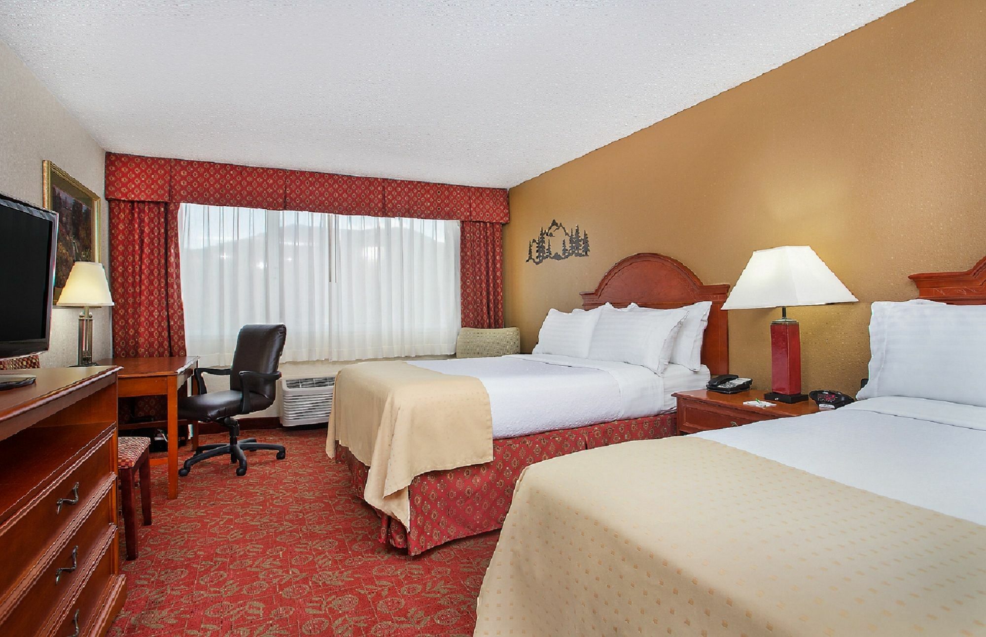 Hotel East-blue Ridge Pkwy By Ihg 3*