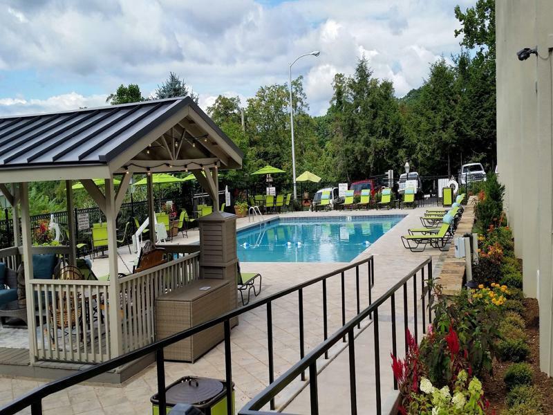 East-blue Ridge Pkwy By Ihg Hotel Asheville