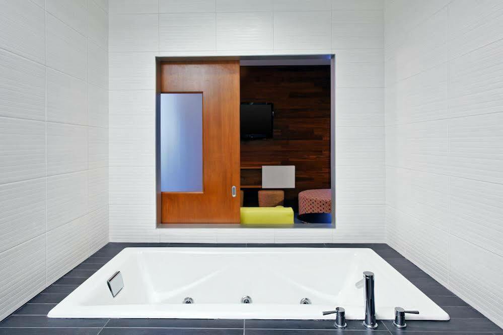 Hotel Aloft Downtown 3*
