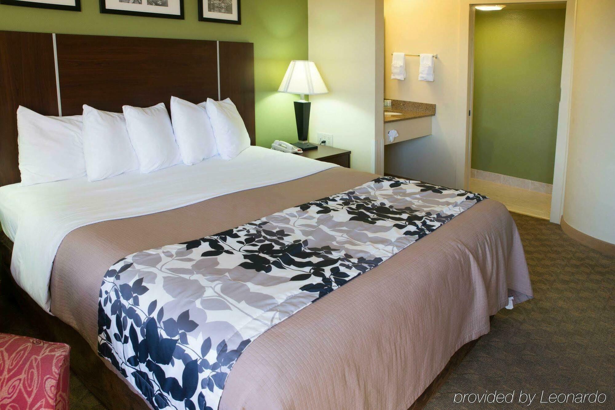 Inn Sleep - Biltmore West 2*