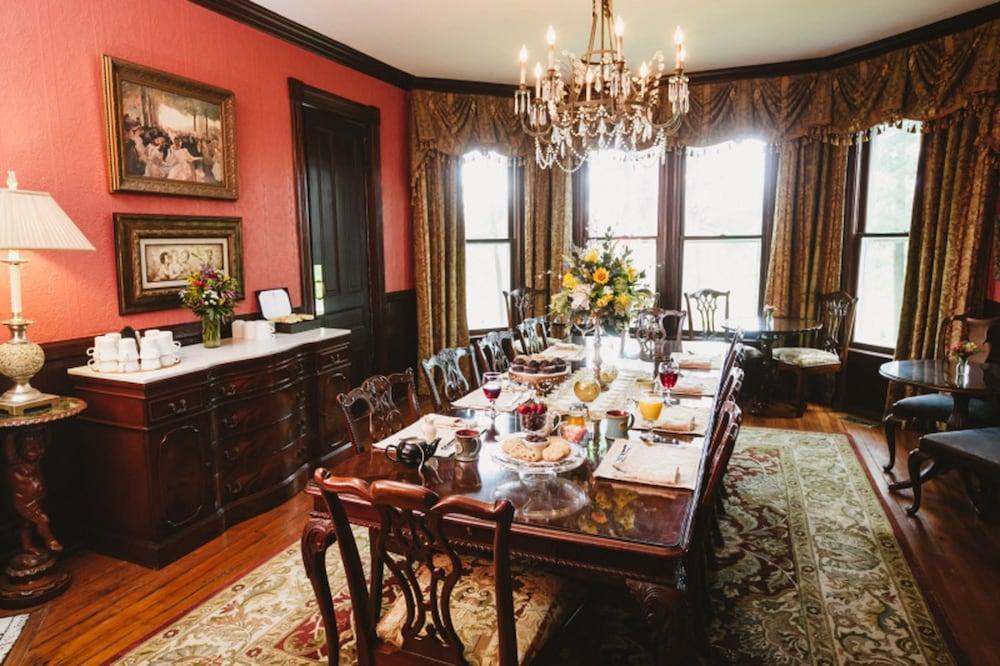 Bed & Breakfast Biltmore Village Inn B&B Asheville