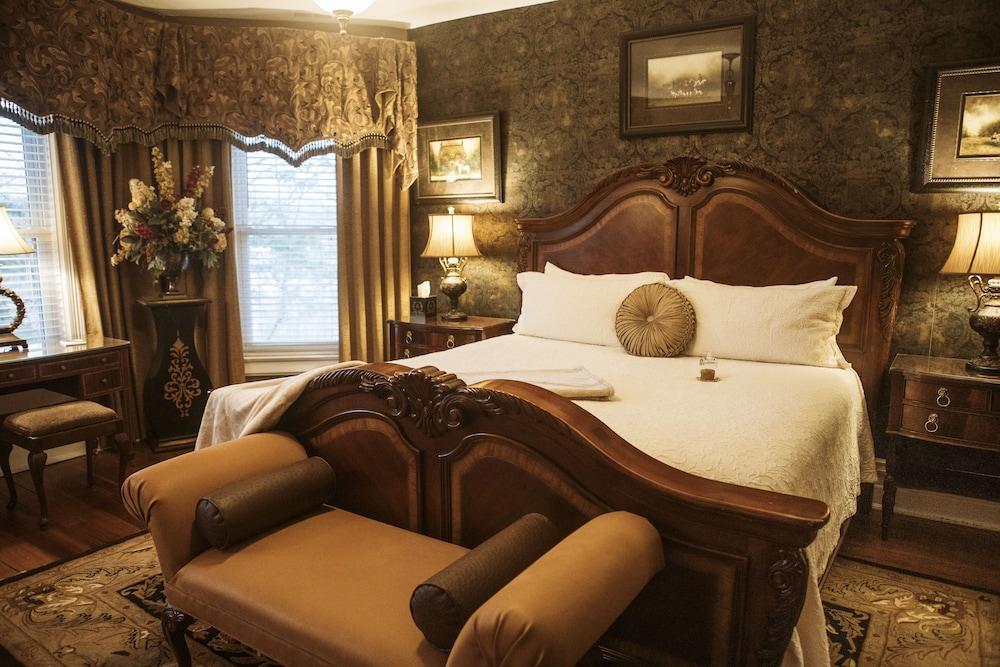 Biltmore Village Inn B&B 4*
